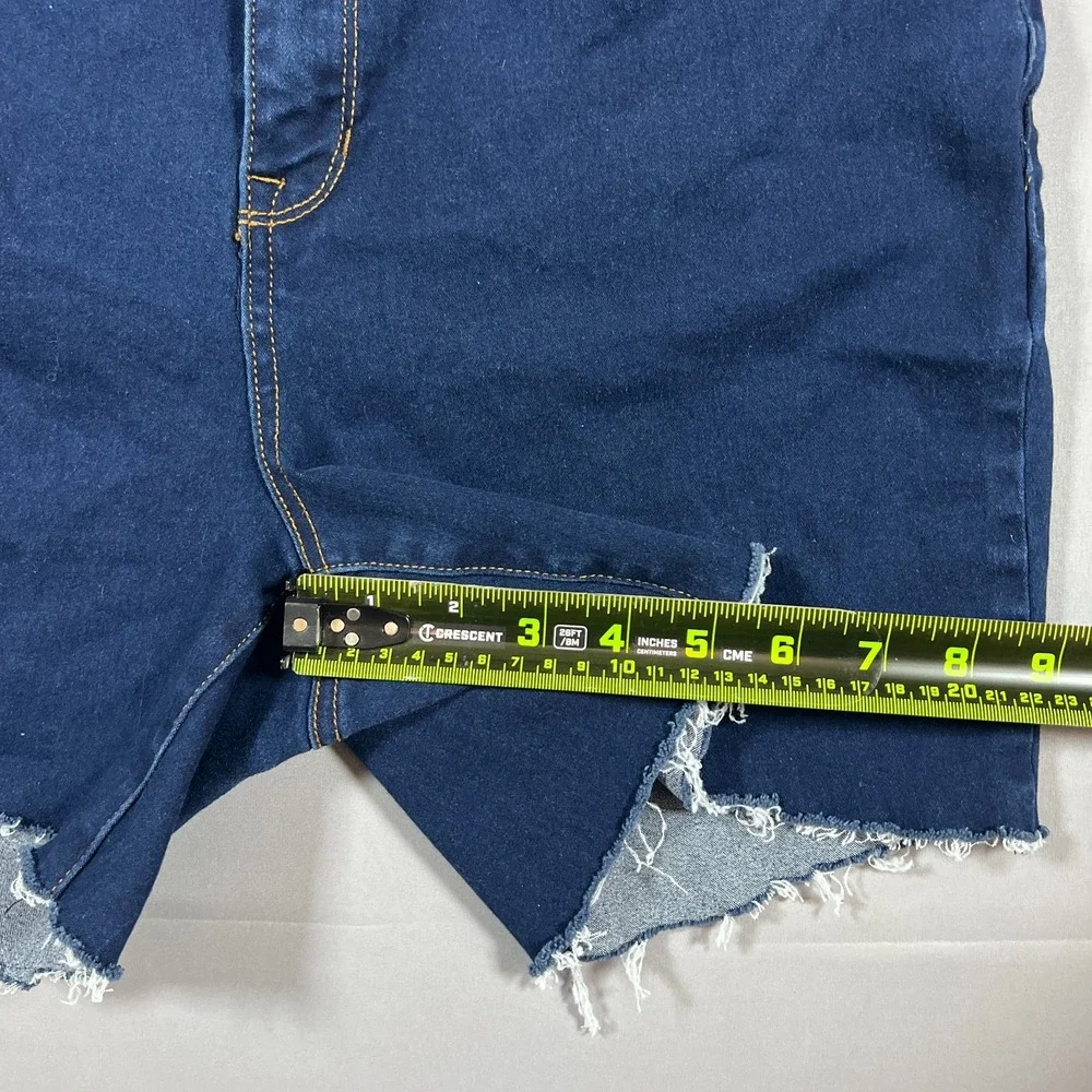 Copper Flash Denim Cut Off Shorts Womens 16W Blue Denim Cotton Dark Wash Raw Hem